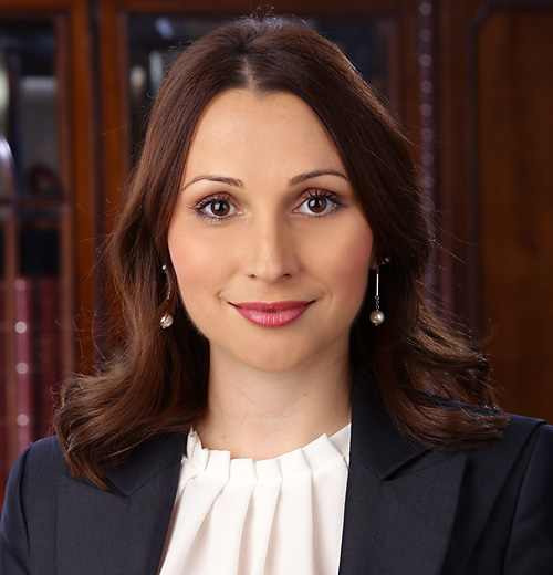 Ana Kapetanovic - saradnik, advokat